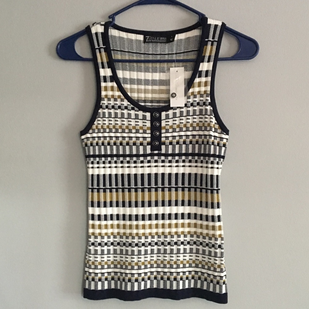 LIQUIDATING New York & Company Shirt